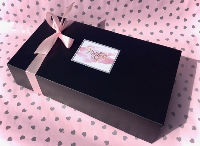 Luxury Mother's Day Gift Pack - Image 6